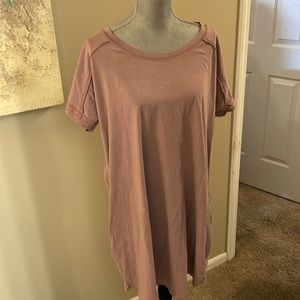 Purple long T shirt side pockets